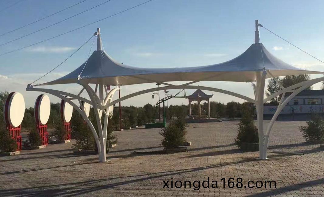 廣(guang)場(chǎng)(chang)景觀膜(mo)結(jié)構(gòu)(gou)