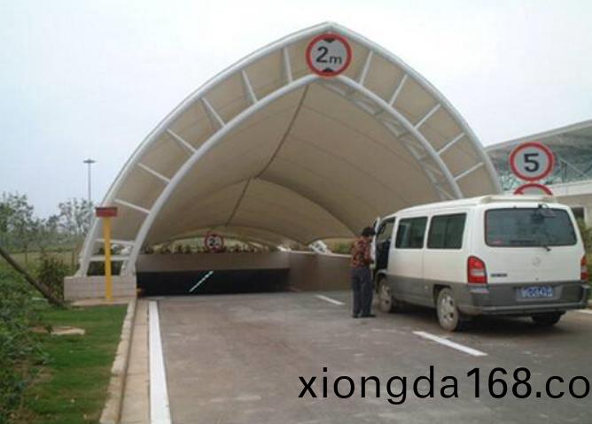 `膜結(jié)構(gòu)停(ting)車(che)棚(peng)結(jié)(jie)構(gòu)(gou)及分類(lei)`