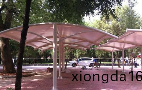 `膜結(jié)構(gòu)車棚清洗(xi)注(zhu)意事項(xiàng)(xiang)`
