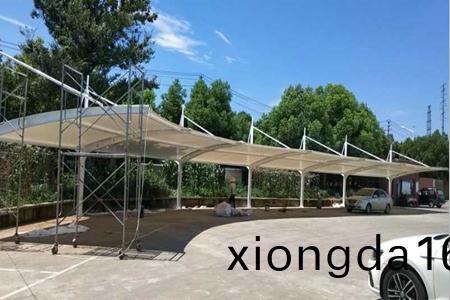 `上(shang)海膜(mo)結(jié)構(gòu)(gou)車棚定(ding)制哪家(jia)好？`
