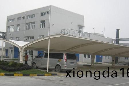 `膜結(jié)(jie)構(gòu)汽(qi)車停(ting)車(che)棚優(yōu)點(diǎn)總(zong)結(jié)(jie)`