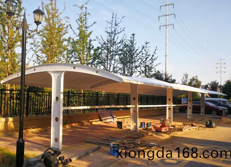 `T字型膜(mo)結(jié)(jie)構(gòu)非機(jī)動(dòng)車棚—界首(shou)市藍(lán)色雅(ya)典小(xiao)區(qū)(qu)項(xiàng)目（一(yi)）`