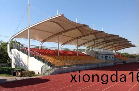 `學(xué)(xue)校膜結(jié)(jie)構(gòu)操場(chǎng)(chang)看(kan)臺(tái)(tai)造(zao)價(jià)影響(xiang)因(yin)素`